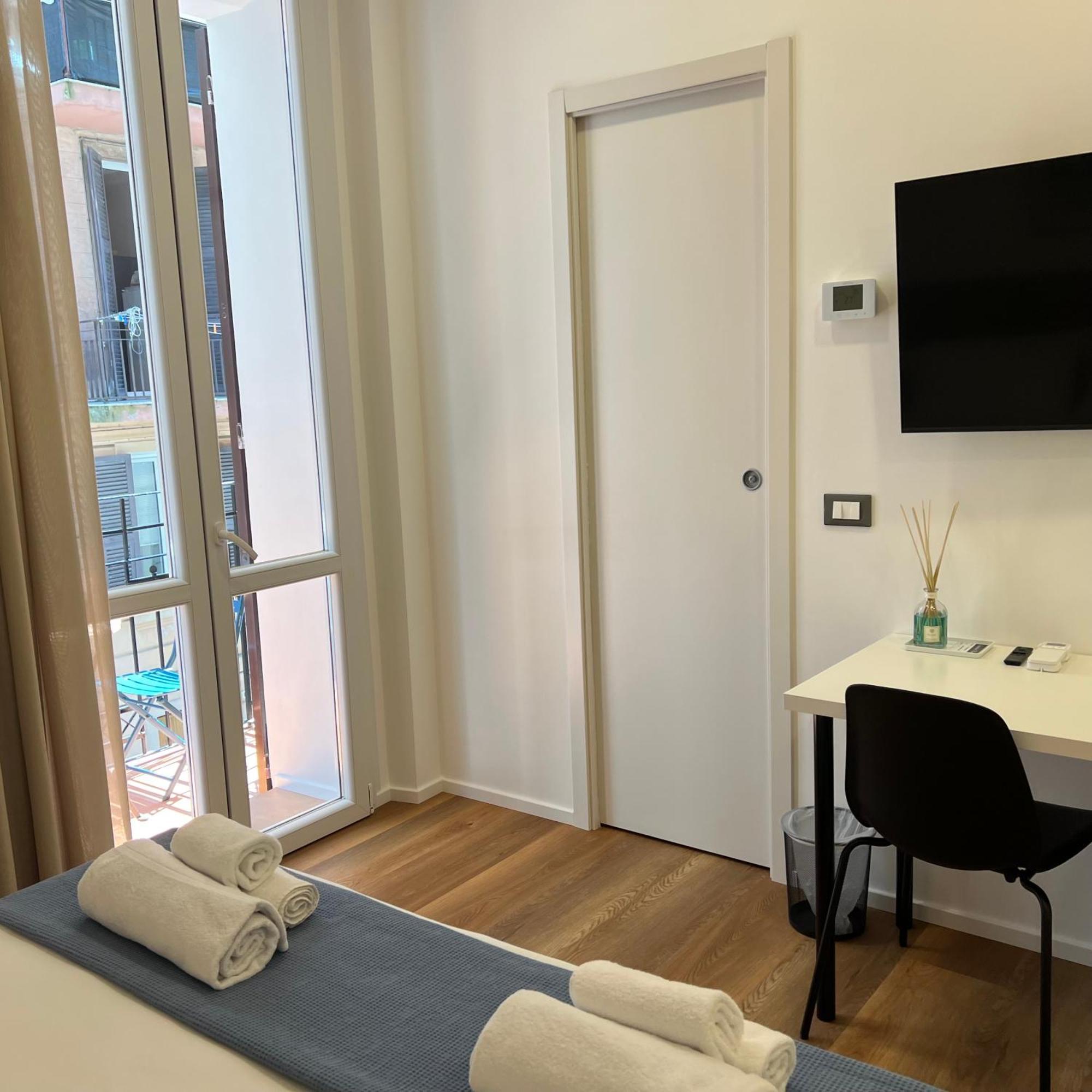 Sunrise Rooms La Spezia Ngoại thất bức ảnh