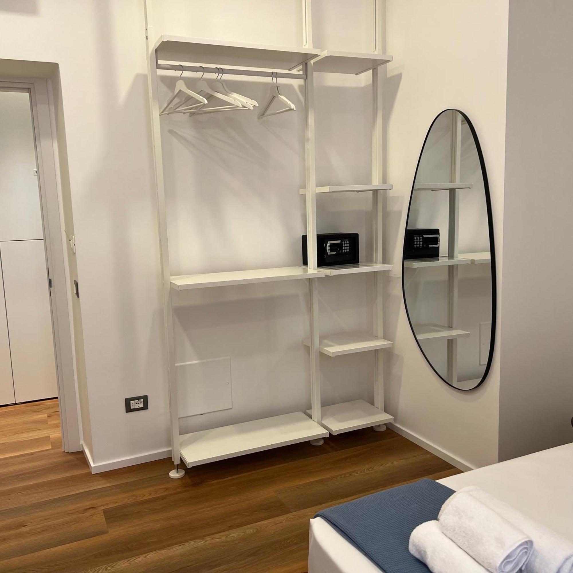Sunrise Rooms La Spezia Ngoại thất bức ảnh